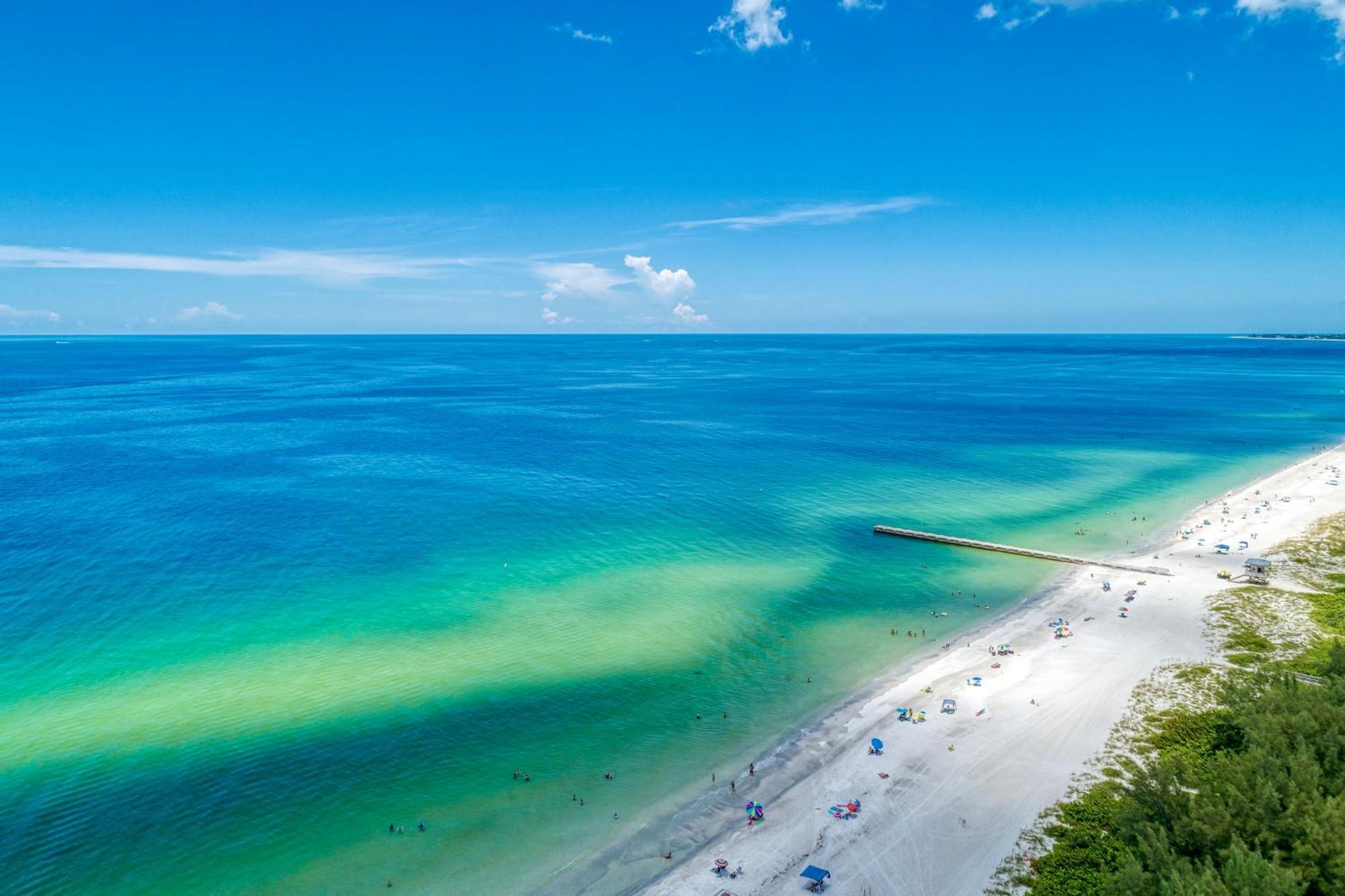 Anna Maria Island Runaway Tropical Dream-One Minute Walk To The Beach-Heated Pool Bradenton Beach Exterior foto